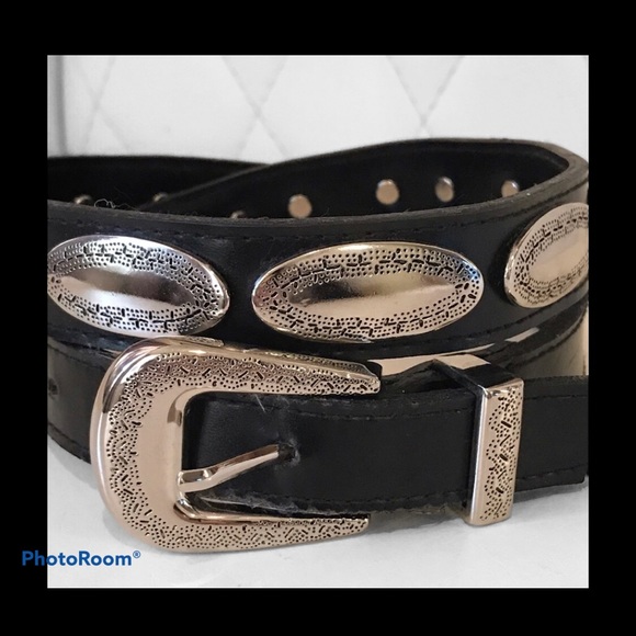 LEATHER BELT black with silver oval conchos main image 12